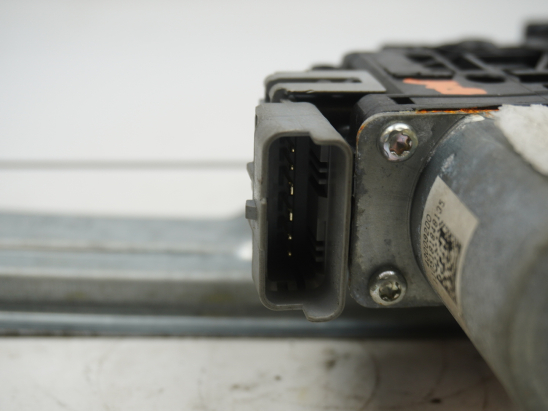 MECANISME+MOTEUR LEVE-GLACE AVG