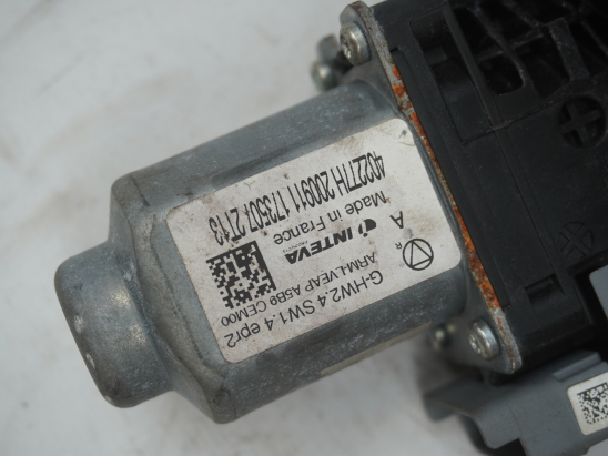 MECANISME+MOTEUR LEVE-GLACE AVG