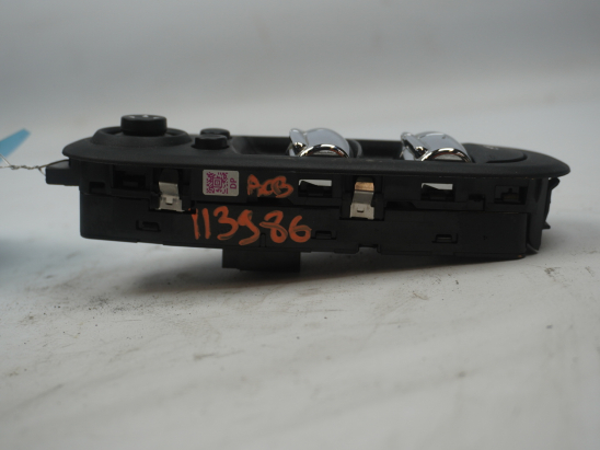 COMMANDE LEVE-GLACE PORTE AVG