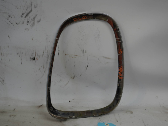 ENTOURAGE FEUX ARRIERE G