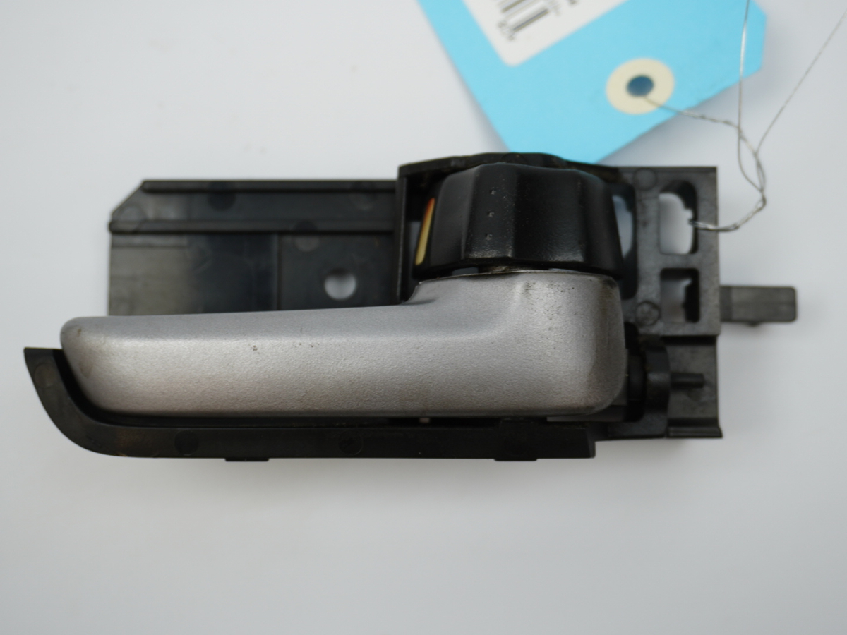 POIGNEE INT PORTE AVD