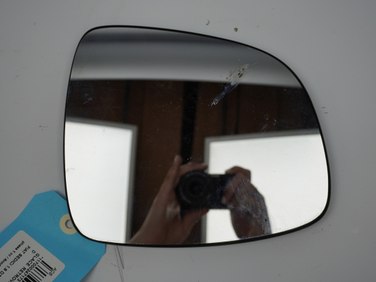 GLACE  RETROVISEUR EXT D