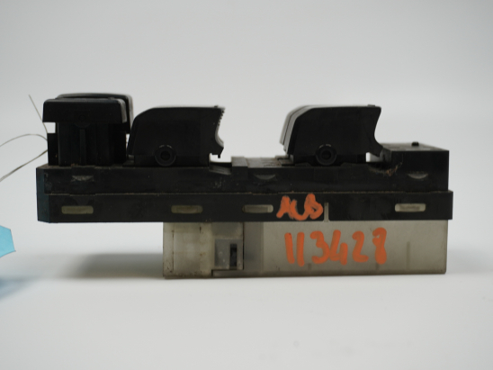 COMMANDE LEVE-GLACE PORTE AVG