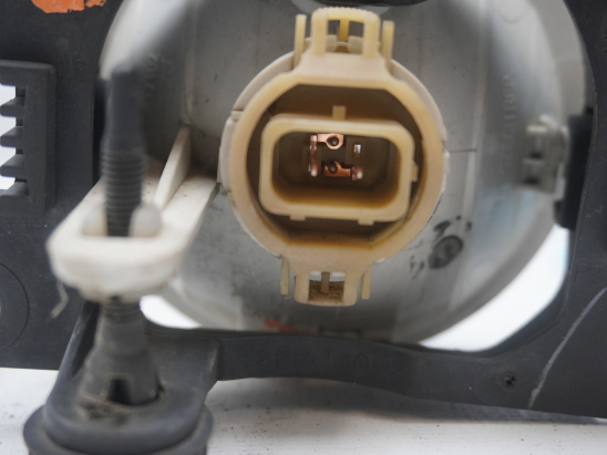 PHARE ANTIBROUILLARD AVG