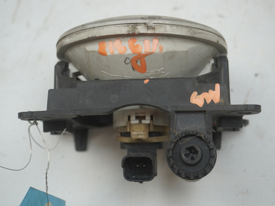 PHARE ANTIBROUILLARD AVD