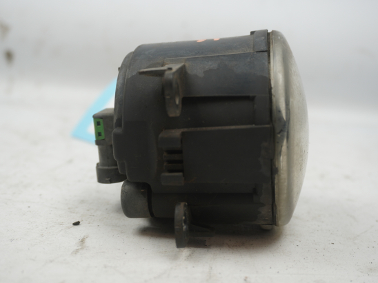 PHARE ANTIBROUILLARD AVG