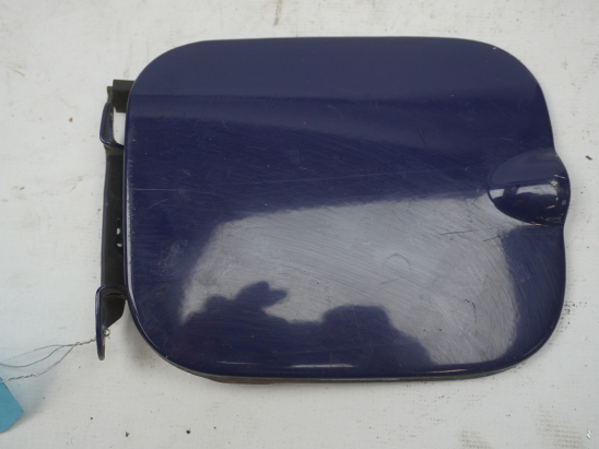 VOLET DE TRAPPE CARBURANT