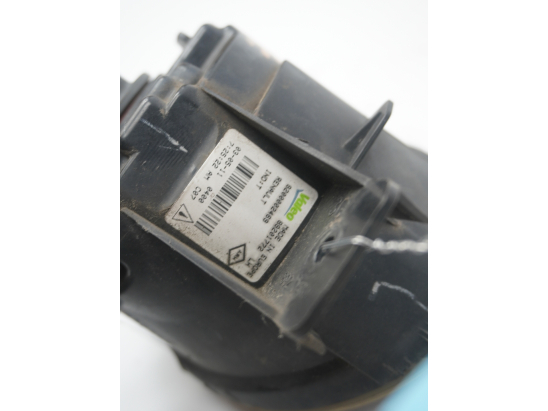 PHARE ANTIBROUILLARD AVD