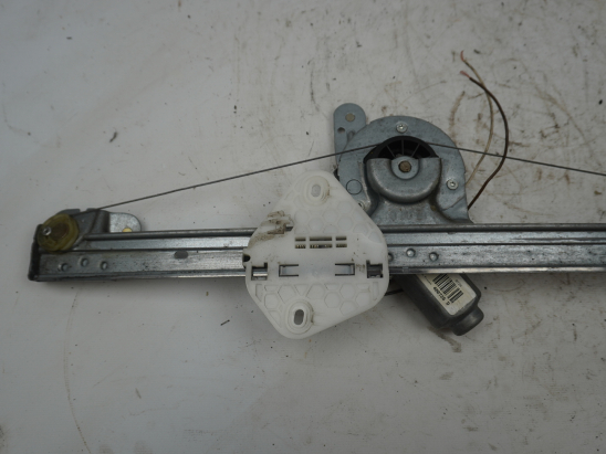 MECANISME+MOTEUR LEVE-GLACE AVG