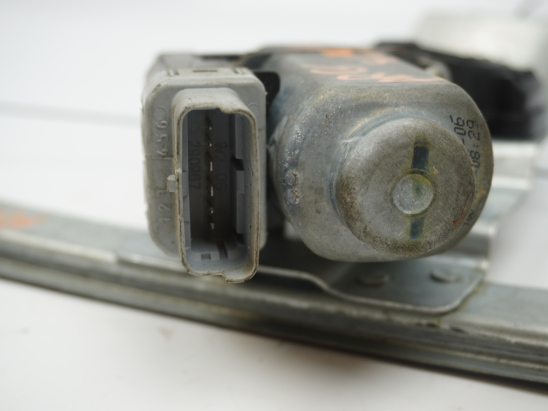 MECANISME+MOTEUR LEVE-GLACE ARG