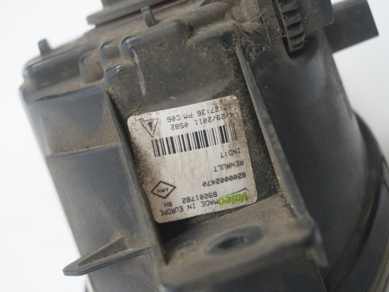 PHARE ANTIBROUILLARD AVG