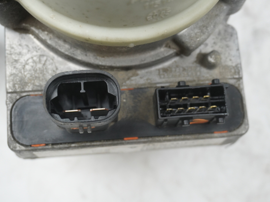 POMPE DIRECTION ASSISTEE