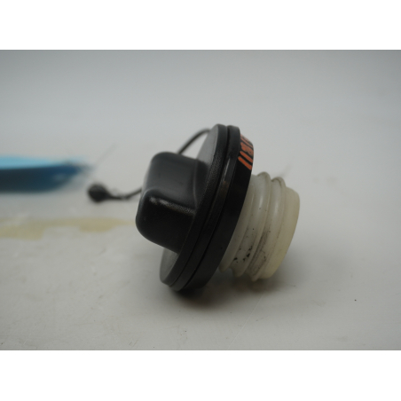 BOUCHON RESERVOIR A CARBURANT