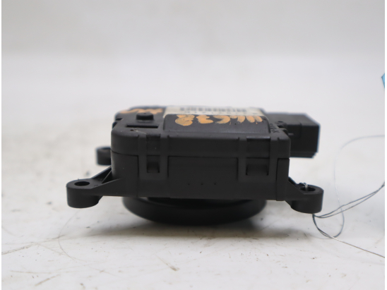 MOTEUR VOLET DE CHAUFFAGE