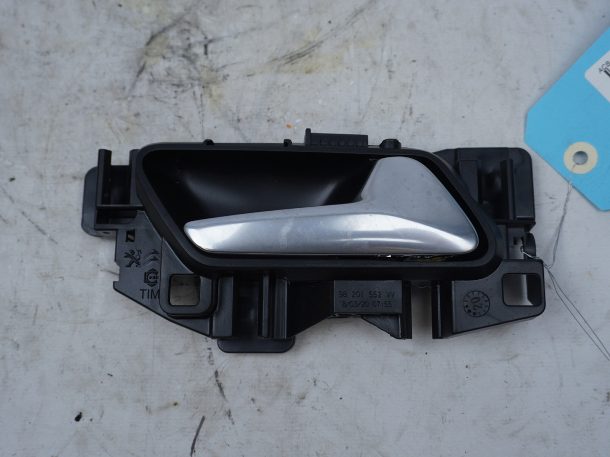 POIGNEE INT PORTE AVD