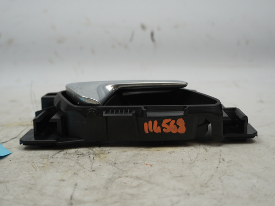 POIGNEE INT PORTE AVD