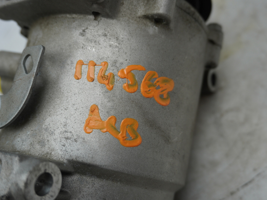 COMPRESSEUR AIR CONDITIONNE