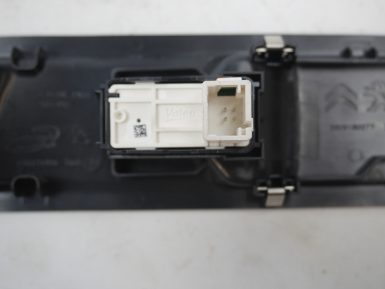 COMMANDE LEVE-GLACE PORTE AVD