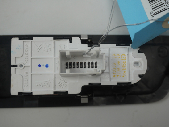 COMMANDE LEVE-GLACE PORTE AVG