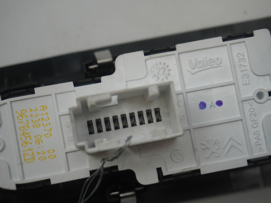 COMMANDE LEVE-GLACE PORTE AVG