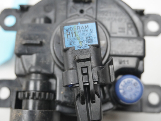 PHARE ANTIBROUILLARD AVG