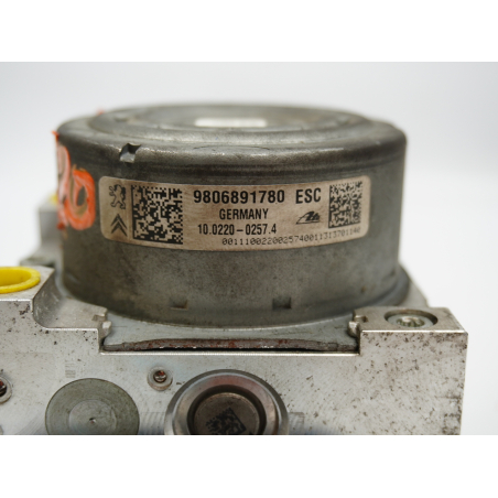 Calculateur abs occasion PEUGEOT 208 Phase 1 - 1.2 VTI 82ch