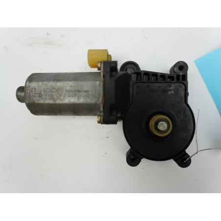 MOTEUR LEVE-VITRE AVG