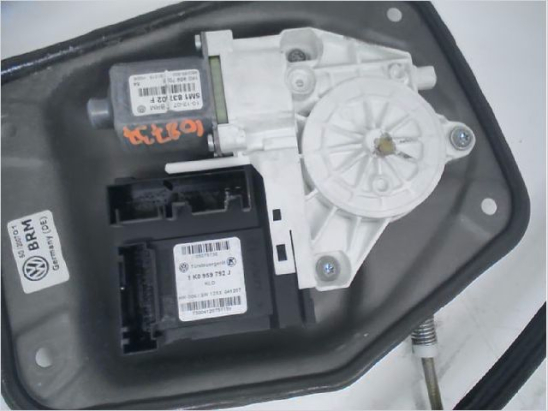 MECANISME+MOTEUR LEVE-GLACE AVD