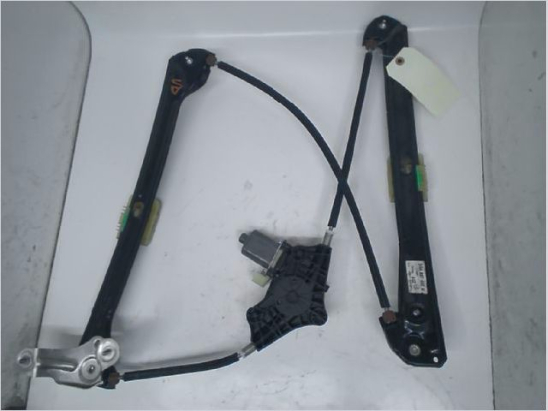 MECANISME+MOTEUR LEVE-GLACE AVD