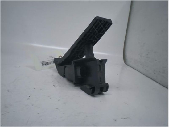 POTENTIOMETRE ACCELERATEUR