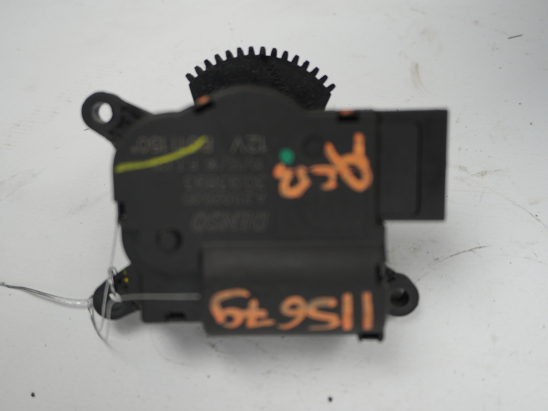 MOTEUR VOLET DE CHAUFFAGE