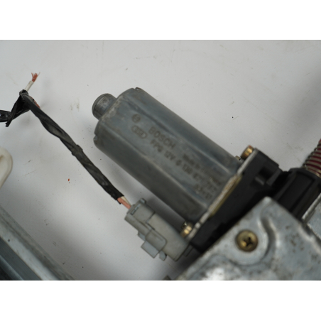 MECANISME+MOTEUR LEVE-GLACE AVD