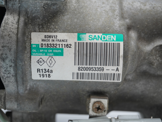 COMPRESSEUR AIR CONDITIONNE