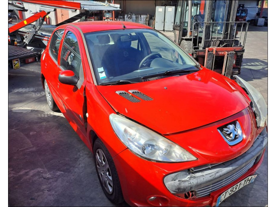 PEUGEOT 206 + DE 2012 1.4i...