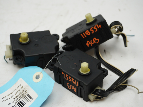 MOTEUR VOLET DE CHAUFFAGE