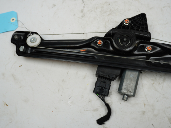 MECANISME+MOTEUR LEVE-GLACE ARG