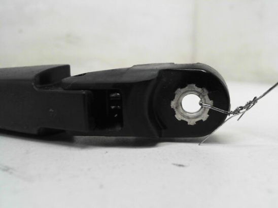 Bras essuie-glace arrière occasion CITROEN C4 AIRCROSS Phase 1 - 1.6 e-HDI 115ch