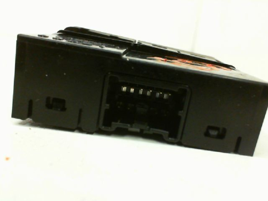 Bouton de warning occasion SUZUKI SWIFT IV Phase 1 - 1.2 VVT 94ch