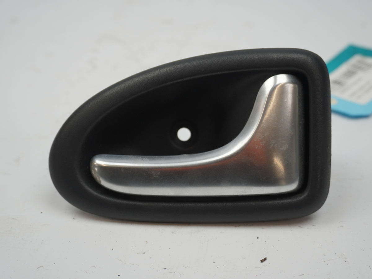 POIGNEE INT PORTE AVD