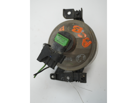 PHARE ANTIBROUILLARD AVD