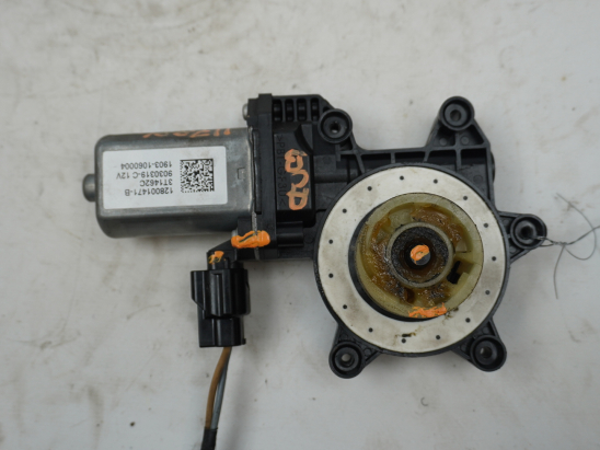 MOTEUR LEVE-VITRE AVD