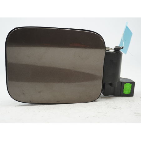 VOLET DE TRAPPE CARBURANT