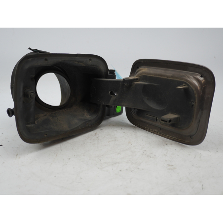 VOLET DE TRAPPE CARBURANT