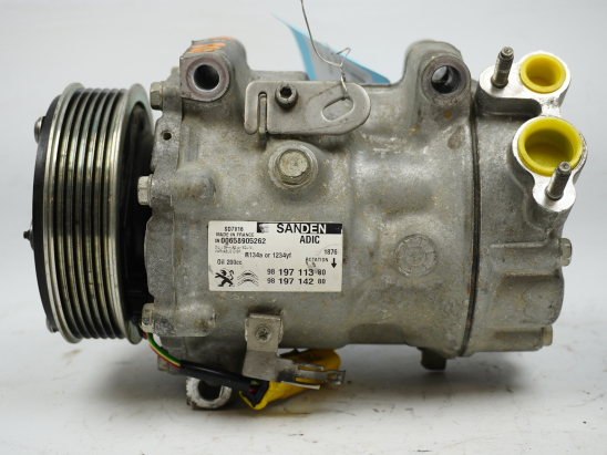 COMPRESSEUR AIR CONDITIONNE