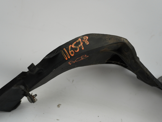 SUPPORT D PARE-CHOC AV