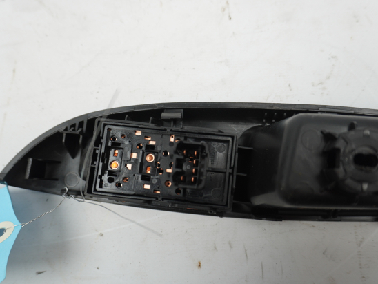 COMMANDE LEVE-GLACE PORTE ARD