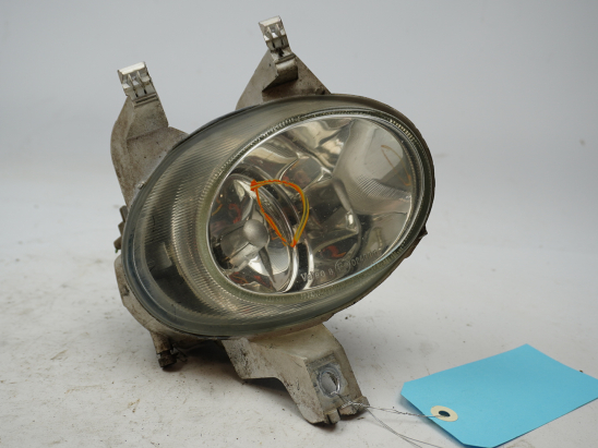 PHARE ANTIBROUILLARD AVD