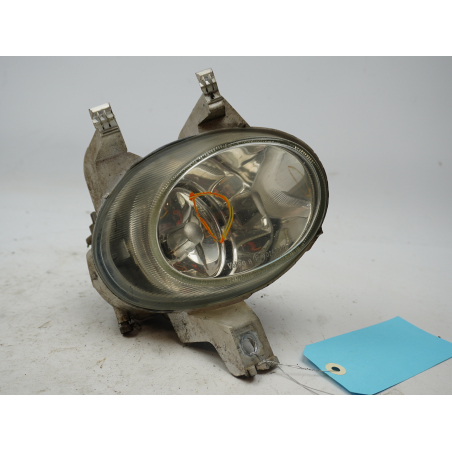 PHARE ANTIBROUILLARD AVD