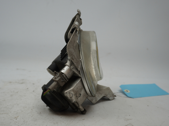 PHARE ANTIBROUILLARD AVD