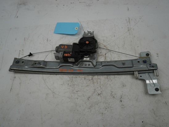 MECANISME+MOTEUR LEVE-GLACE AVD